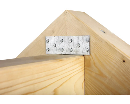 Konstrukce dřevěných trámů s kovovým spojovacím prvkem