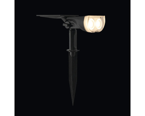 Solární lampa se zemním hrotem