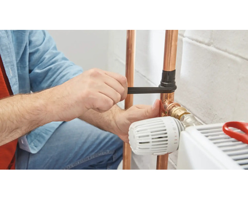 Instalace měděných trubek pomocí řezačky trubek