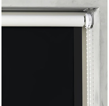 Roleta na okně s ovládacím řetízkem