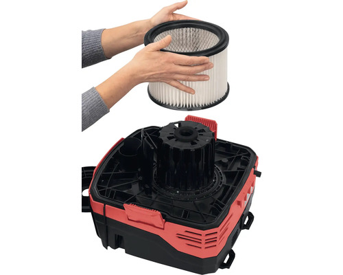 Vložení filtru do víceúčelového vysavače