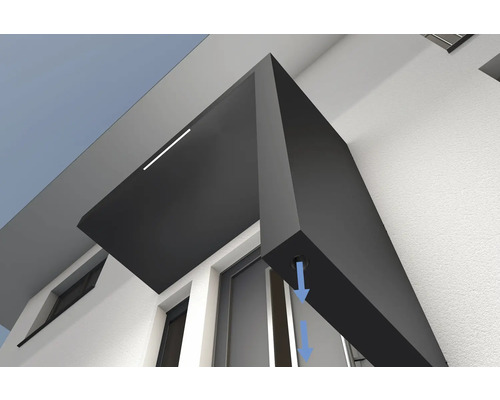 Exteriér budovy se stříškou a odvodem vody