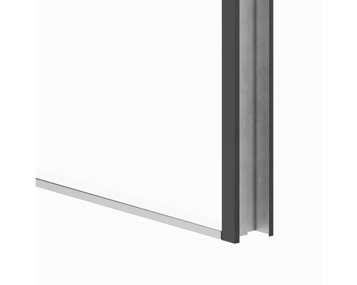 Detailní pohled na rám sprchového koutu