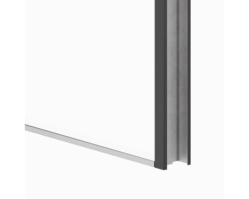 Detailní pohled na rám sprchového koutu