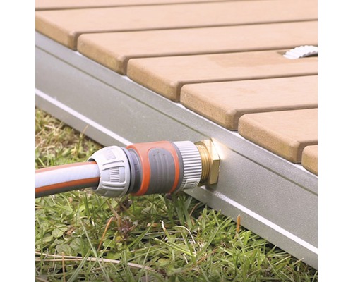 Připojení zahradní hadice k terasové sprše