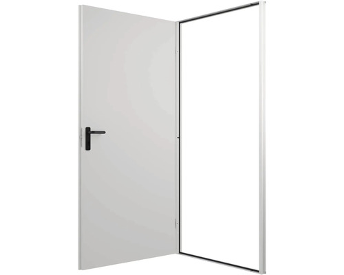 Otevřené bílé dveře s černou klikou