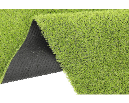 Umělý trávník s černou spodní stranou