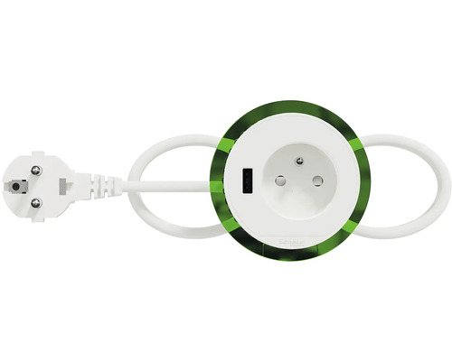 Zásuvka s USB portem a zástrčkou