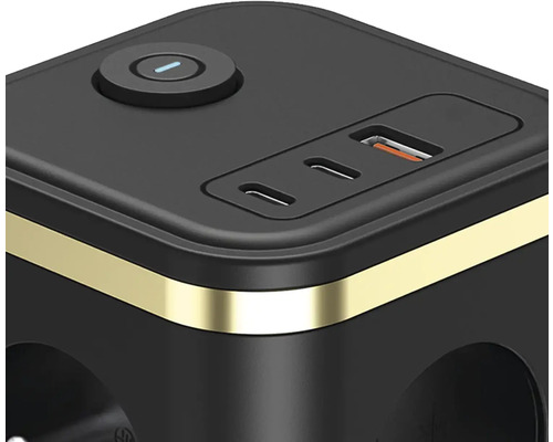 Zásuvková kostka s USB porty a tlačítkem napájení