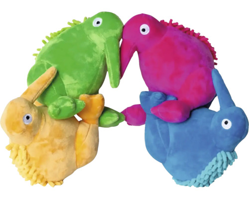 Jsou zobrazeny čtyři barevné plyšové hračky kiwi.