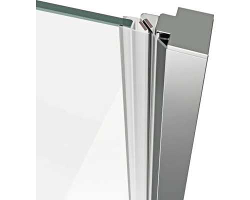 Detail sprchového koutu se sklem a hliníkovým profilem