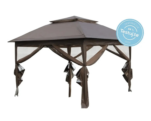 Altán s moskytiérou do zahrady