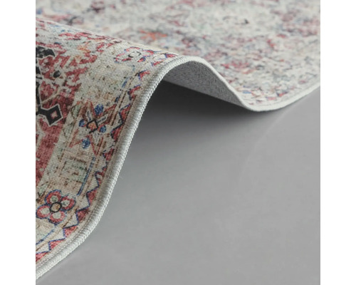 Detail vzorovaného koberce