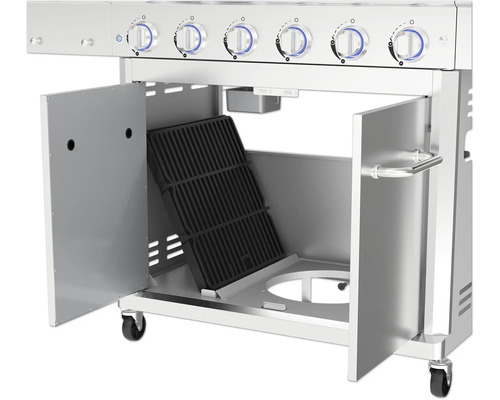 Plynový gril s otevřenými dvířky a grilovací mřížkou