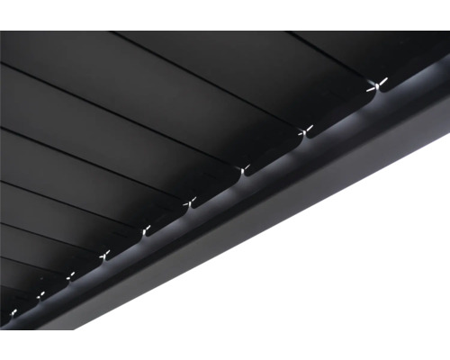 Detail lamelové střechy z kovu