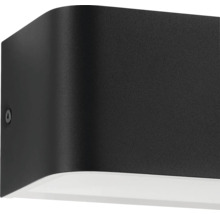 Černé nástěnné svítidlo s nepřímým osvětlením