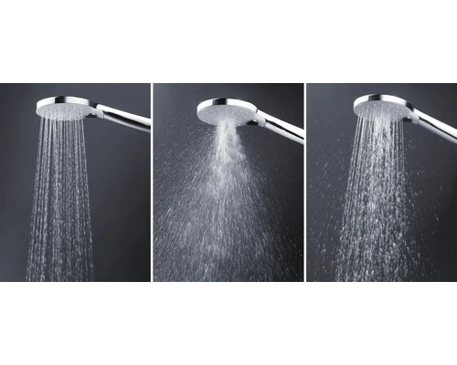 Ruční sprcha s různými druhy proudu vody v provozu