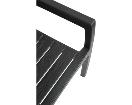 Detail zahradní židle s područkou