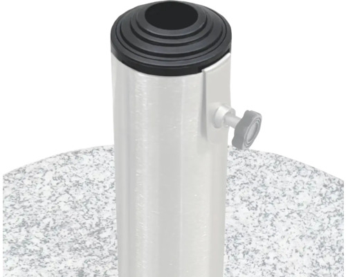 Detailní pohled na stojan slunečníku s aretačním šroubem a trubkou