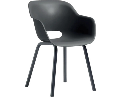 Černá plastová židle s područkami a kovovými nohami