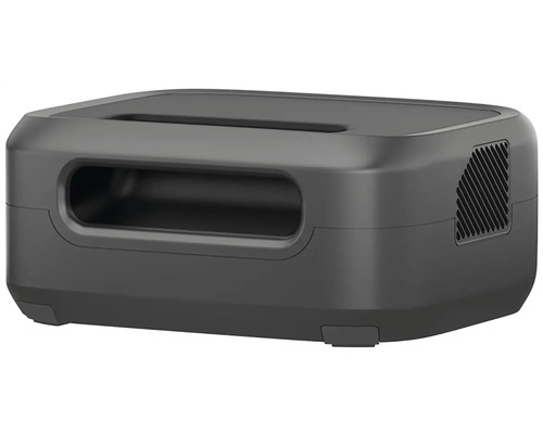 Černý stolní ventilátor s větracími otvory