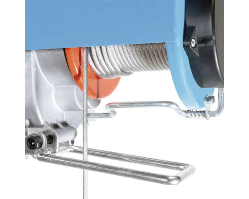 Detail elektrického lanového kladkostroje s ocelovým lanem