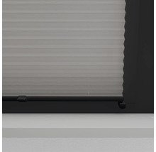 Detail skládané žaluzie pro dekoraci oken a ochranu proti slunci