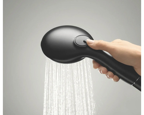 Ruční sprcha s přepínáním typů proudu v provozu