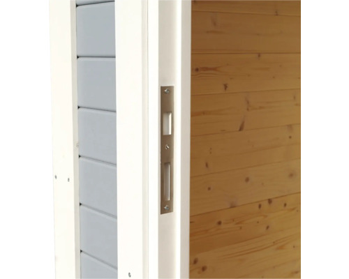 Detailní pohled na zámek dveří na dřevěných dveřích