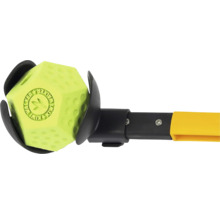 Hračka pro psy Kiwi Walker s míčkem