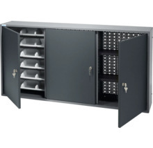 Dílenská skříň s posuvnými dveřmi, děrovanou stěnou, přihrádkami a klíčem