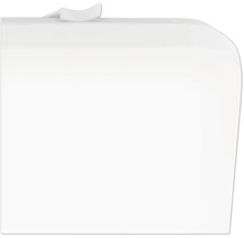 Detail bílého plastového úložného boxu