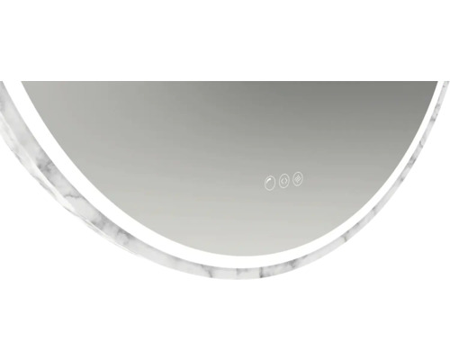 Detail kulatého zrcadla s mramorovým rámem a ovládacím panelem