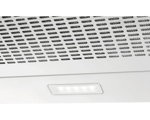 Detail odsavače par s LED osvětlením a kovovou mřížkou