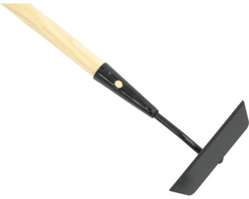 Zahradní motyka s dřevěnou rukojetí
