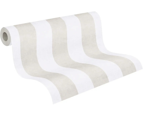 Role tapety s pruhovaným vzorem