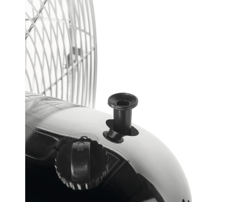 Detailní pohled na ventilátor s otočným knoflíkem