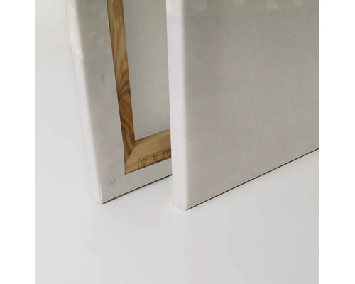 Dva blindrámy s plátěným potahem a dřevěným rámem