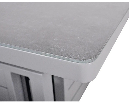 Detail zahradní nábytkové desky