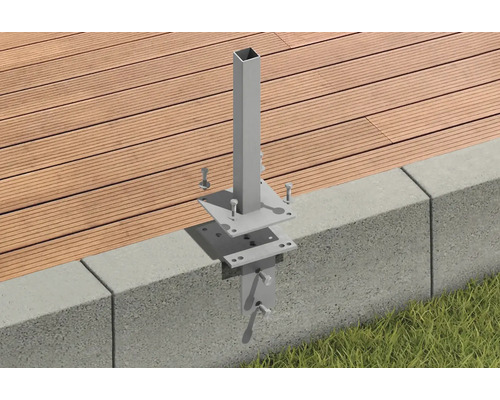 Držák sloupku pro upevnění dřevěné terasy k betonovému soklu