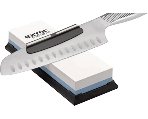 Brusný kámen s nožem k ostření