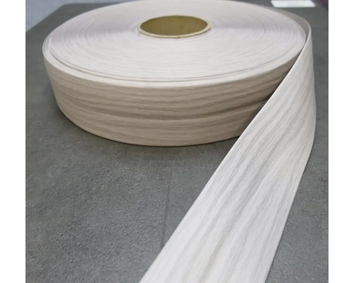 Role hrany s dřevěnou strukturou