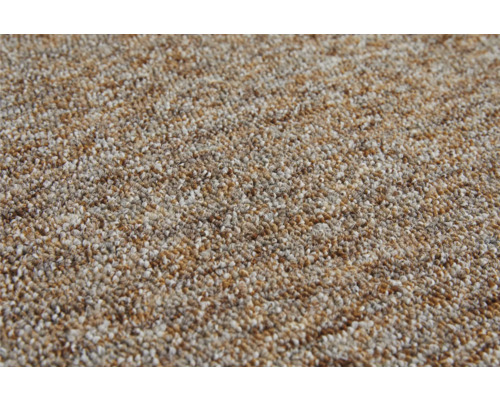 Detail vícebarevného koberce