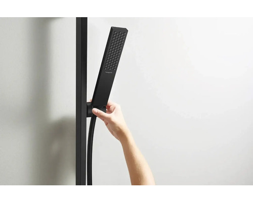 Ruční sprcha na sprchové tyči s rukou