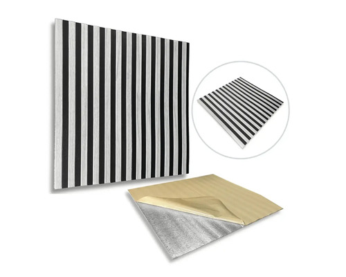 Tepelně izolační deska s pruhovaným vzorem