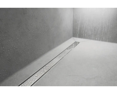 Koupelna se sprchovým žlabem v podlaze