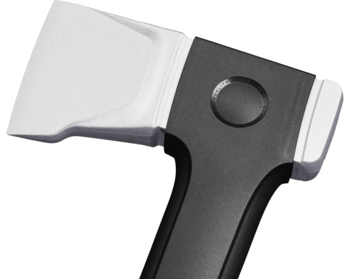 Sekera s kovovou hlavou a plastovou rukojetí