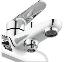 Chromovaná koupelnová baterie s pákovou směšovací baterií