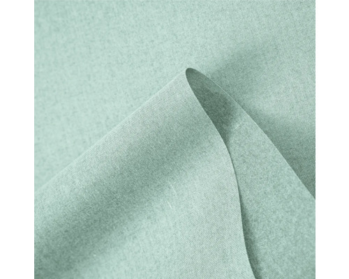 Detailní pohled na složený kus látky