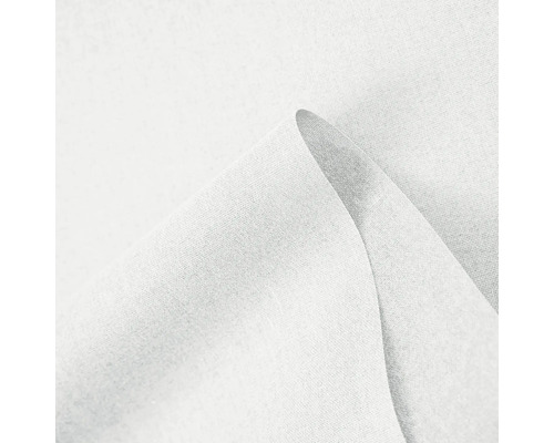 Detail bílé texturované látky